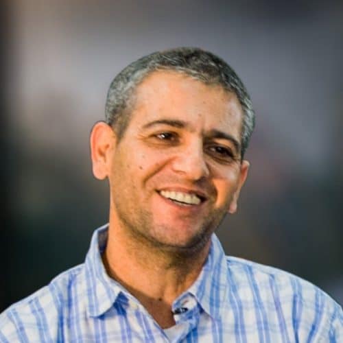 עמי אדר